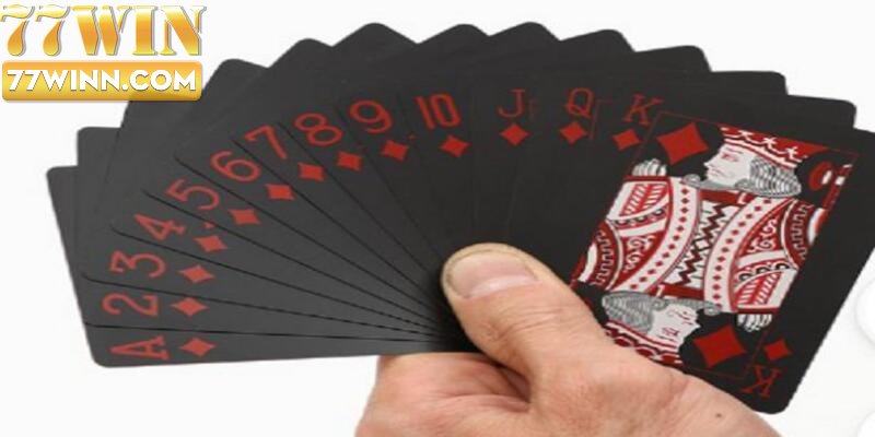 Game Bài Poker Đổi Thưởng tại 77win Đình Đám Nhất 2024 Bộ bài này có gì đặc biệt?