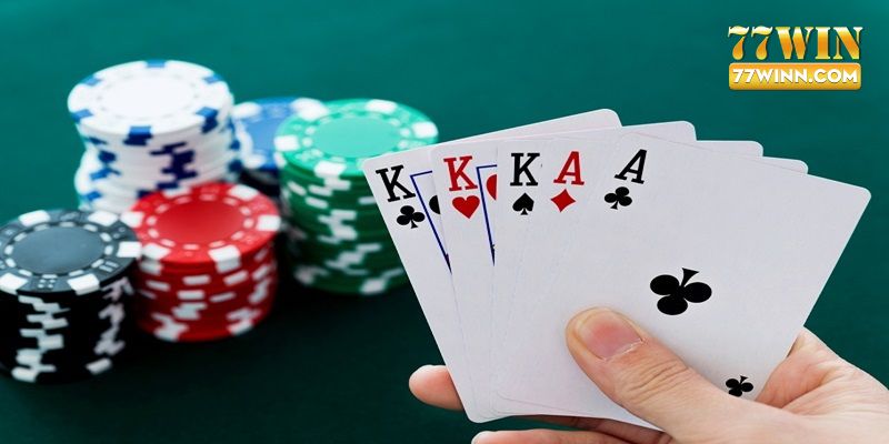 Kinh Nghiệm Chơi Poker 77win Ăn Tiền Thẳng Tay Của Cao Thủ Không lạm dụng bluff vào range bài